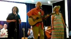 Peter Alsop sings out for Single Payer
